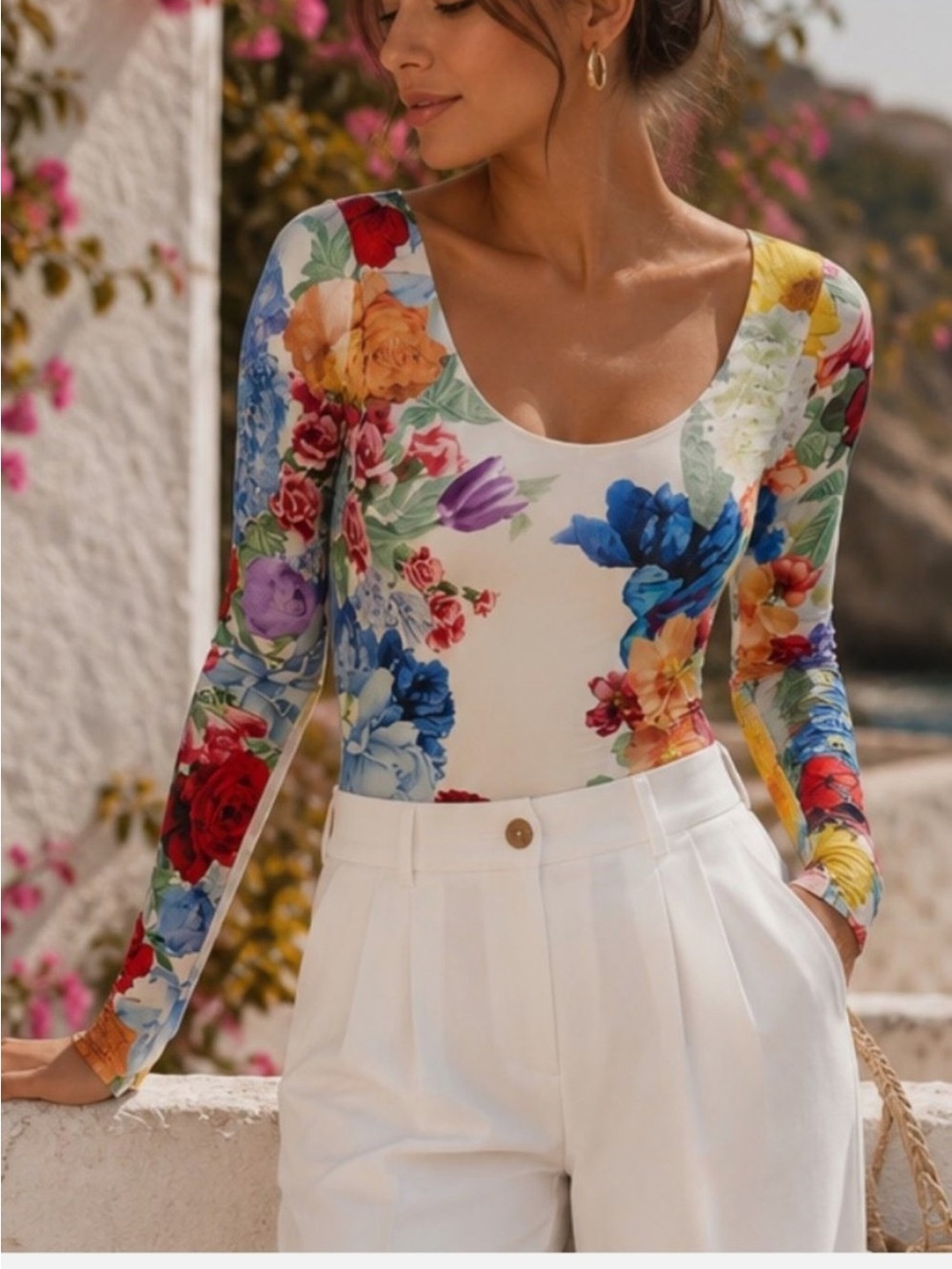 Alice and Olivia-Floral Scoop-Neck Long Sleeve Bodysuit - White Multicolor